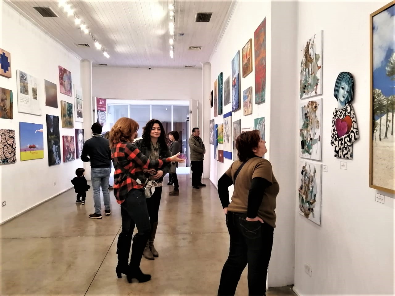 Galería: Exposiciones APECh «Arte Postal» y «Tu obra, nuestras obra»