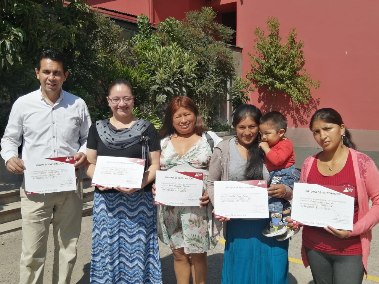 El taller de artesanía en cuero de Colina Cultura abre las puertas a nuevos emprendimientos