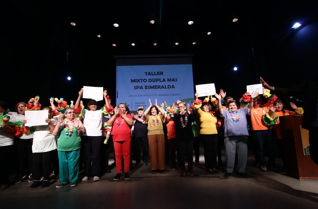 EXPOSICIÓN DE TALLERES DEL CENTRO DE DÍA PARA PERSONAS MAYORES Y LANZAMIENTO DE REVISTA «MIS MEJORES AÑOS»