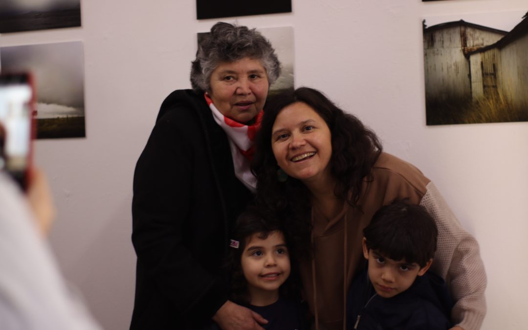 Homenaje a Gracia Barrios y Visiones de Colina